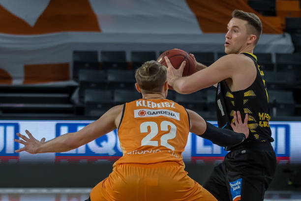 姆巴佩同样 姆巴佩同样