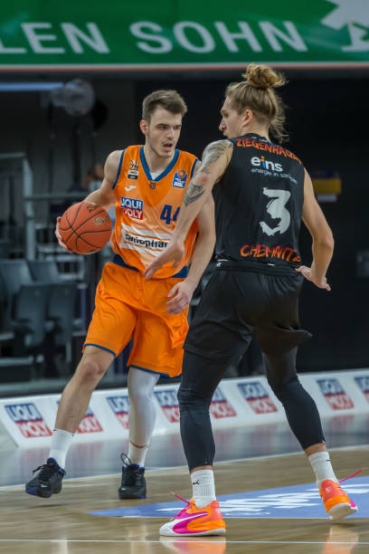 通失误而失 通失误而失