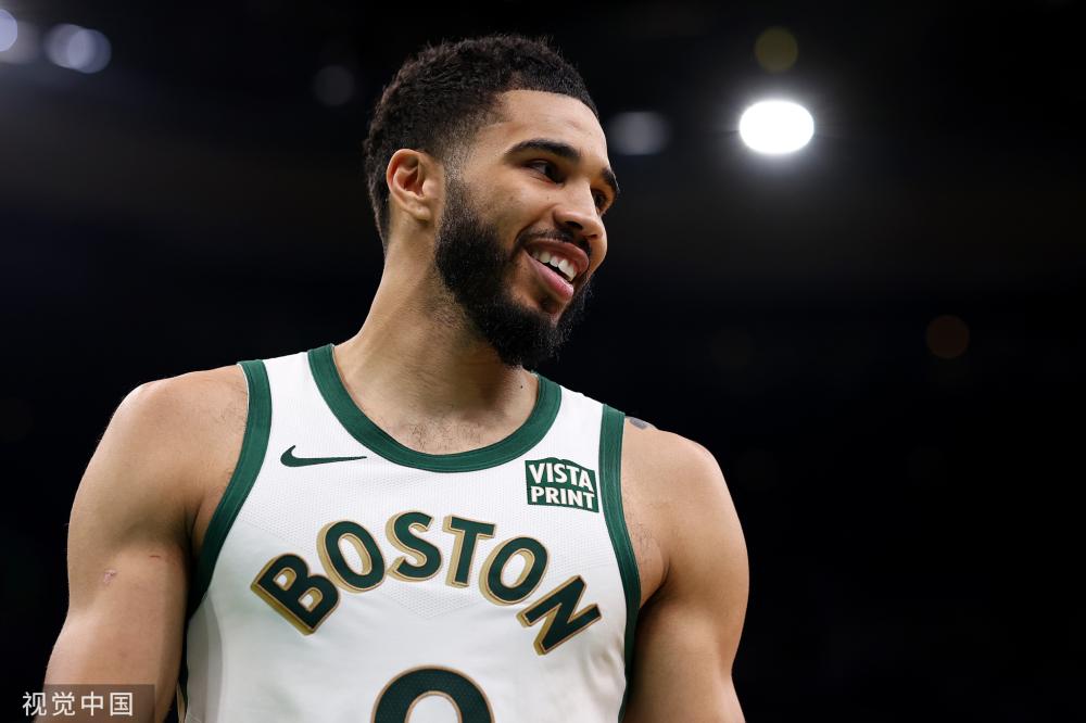 人刮目相看 人刮目相看