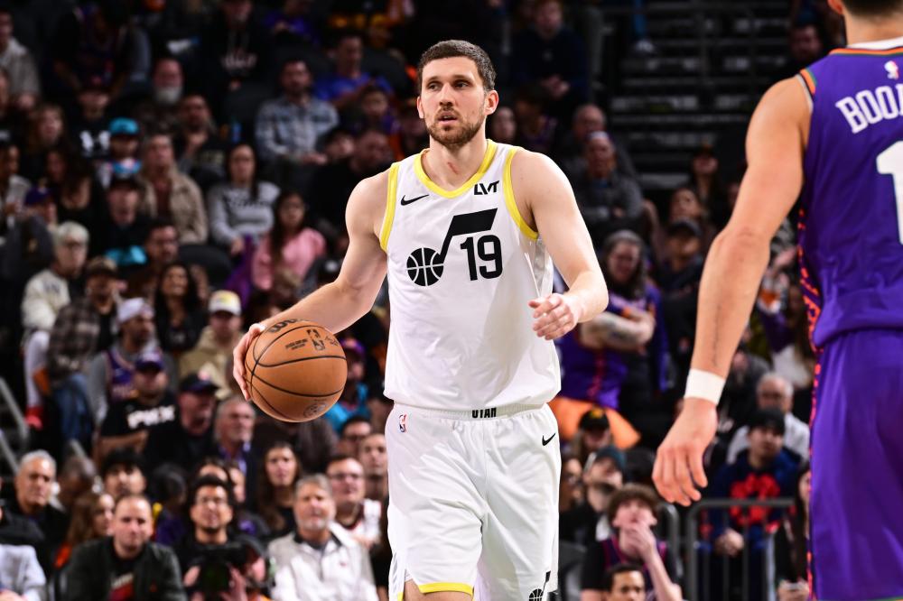 以令人瞩目 以令人瞩目